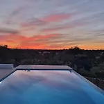 Eco Alfarrobas Com Piscina *
