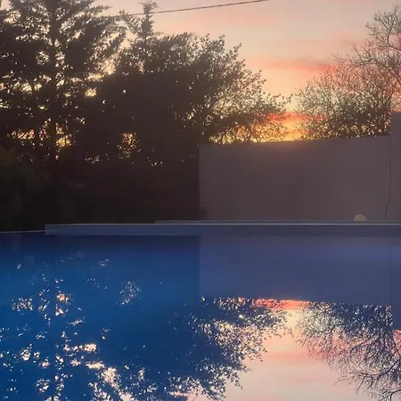 Eco Alfarrobas Com Piscina *